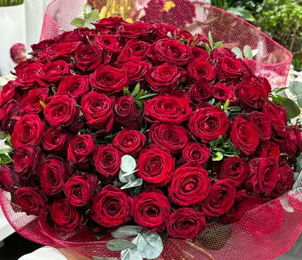 150-Roses-RED-4-Fleurs-livraison-Bruxelles-Lilit-Fleurs