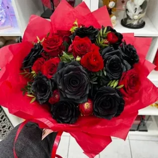 Sensation roses rouges et roses noires